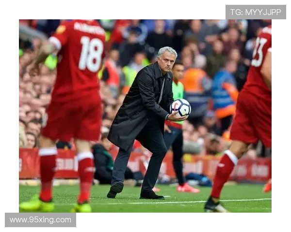 卡尔采夫踩踏孔特漏判红牌应追责